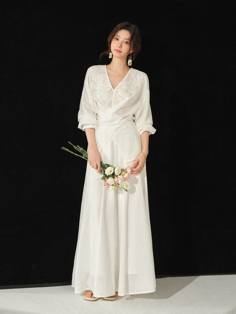 V Neck Embroidered Blouse and  - Palazzo Pant Wide บทวิจารณ์และราคา