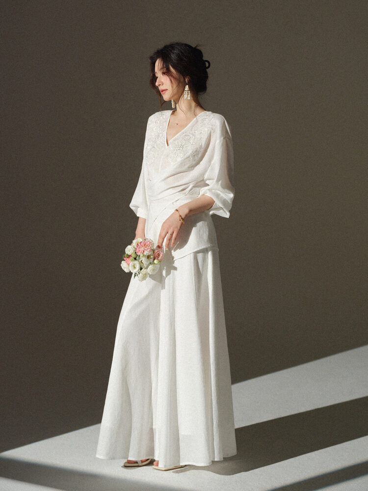 V Neck Embroidered Blouse and  - Palazzo Pant Wide บทวิจารณ์และราคา