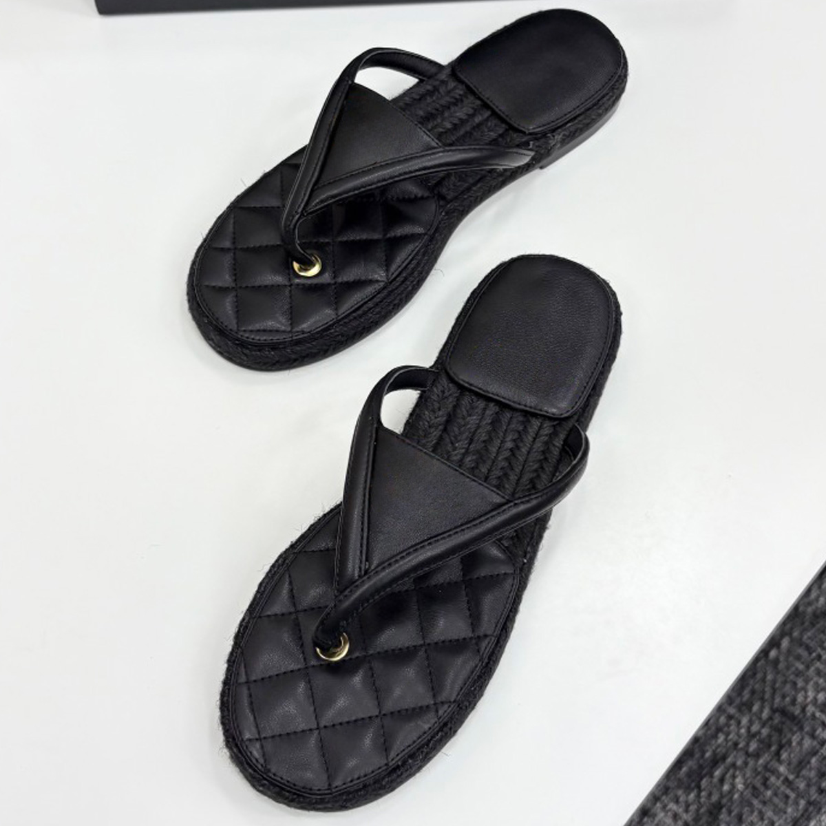 2026 Women's Quilted Jute Plat - Summer Quilt บทวิจารณ์และราคา