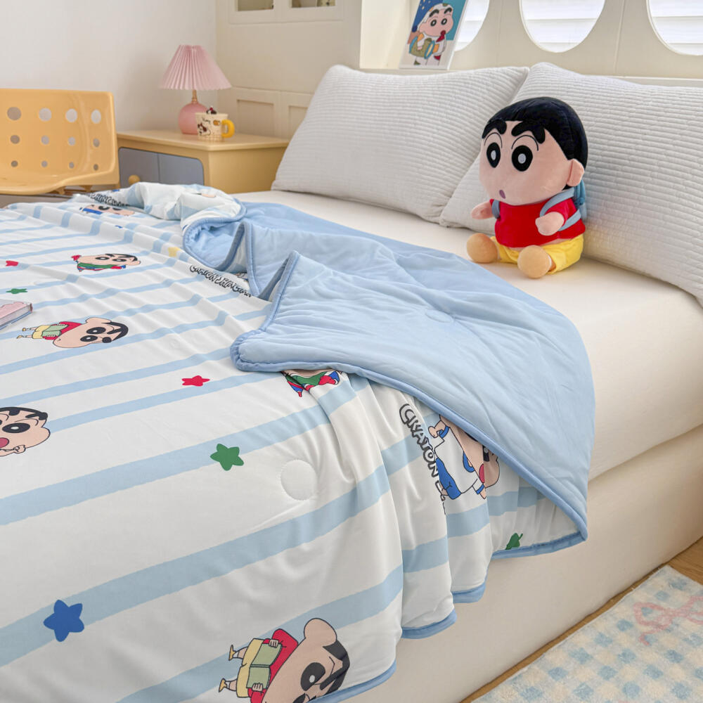 Kawaii Crayon Shin-Chan Summer - Summer Quilt บทวิจารณ์และราคา